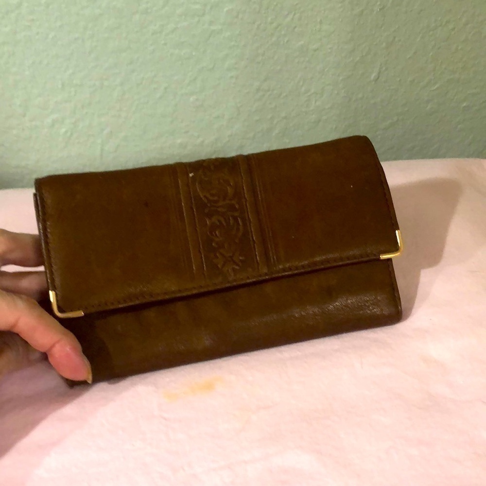 Vintage Royal collection bifold wallet by princess Gardner